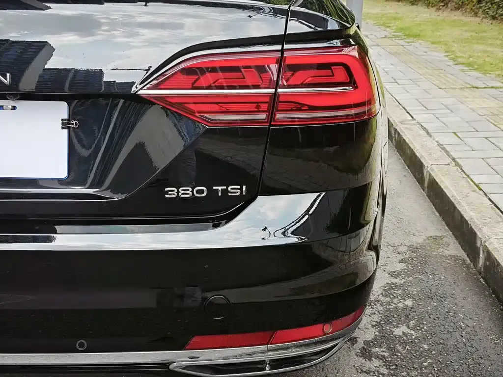 Volkswagen Phideon — фото 3