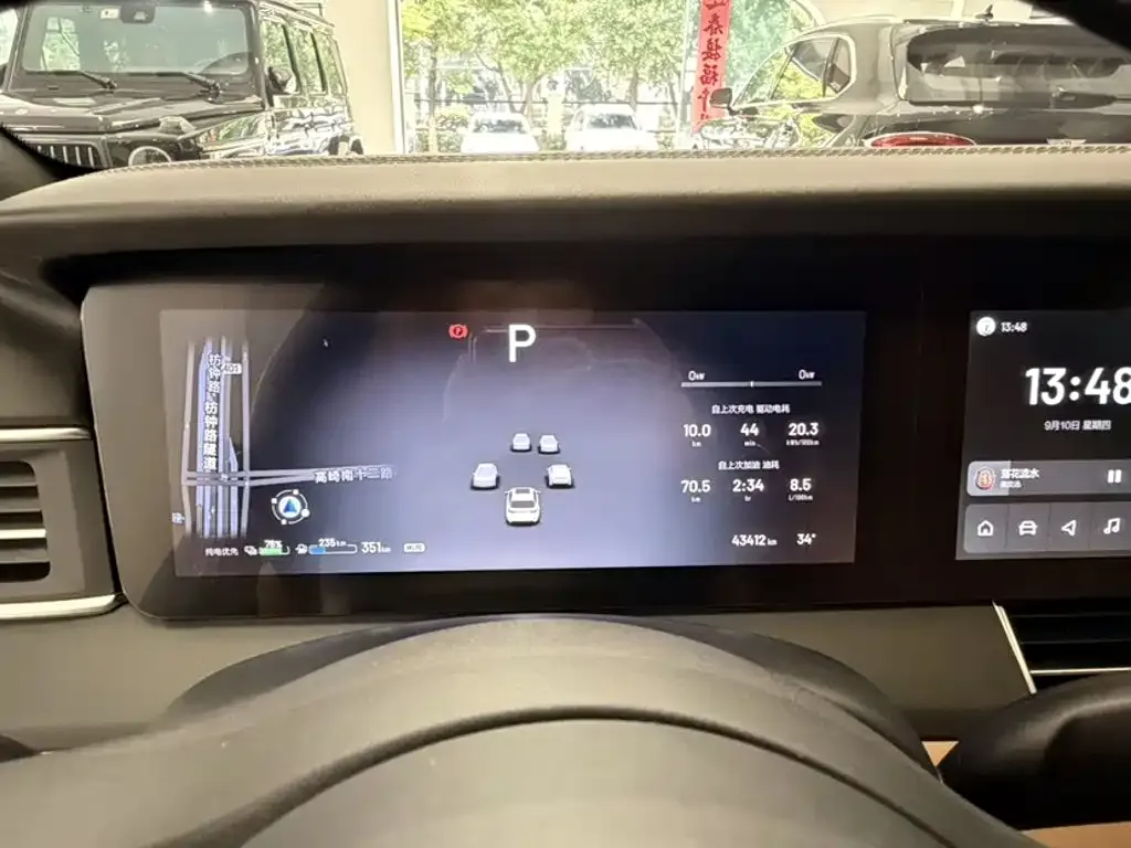 Li Auto ONE — фото 3