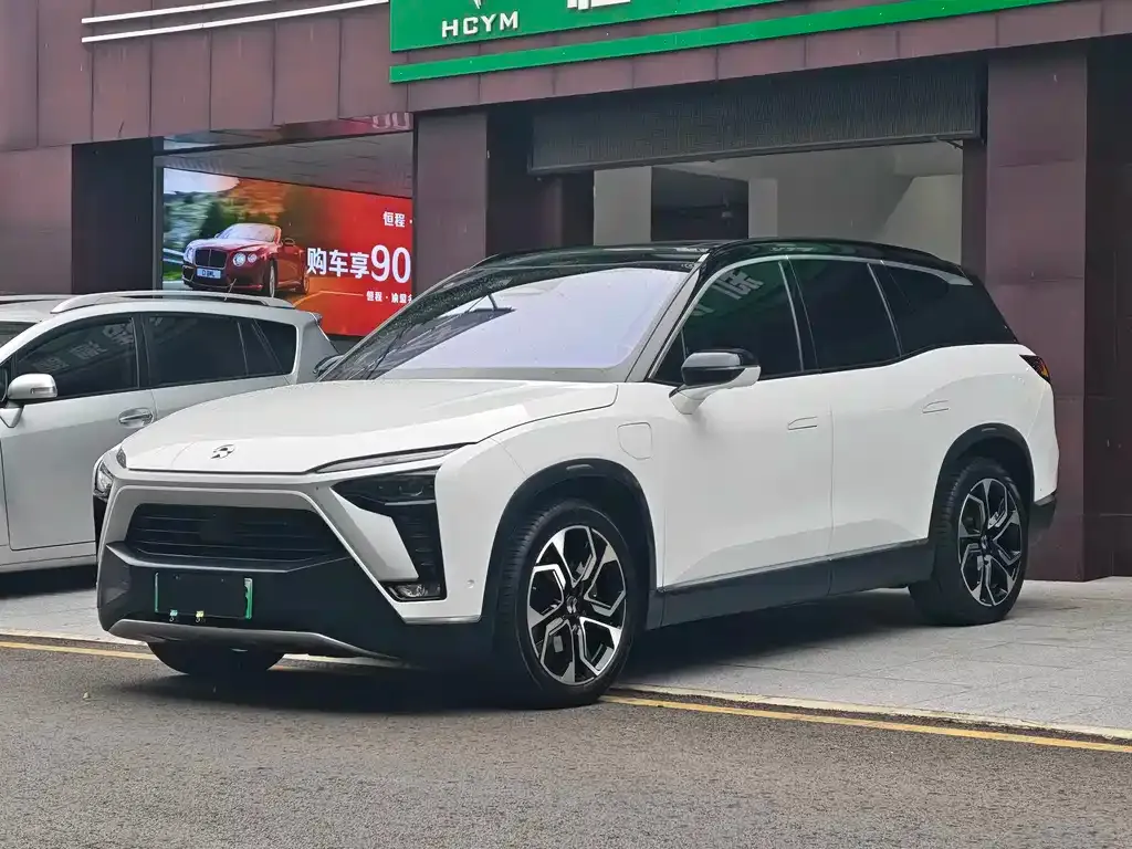NIO ES8 — фото 1