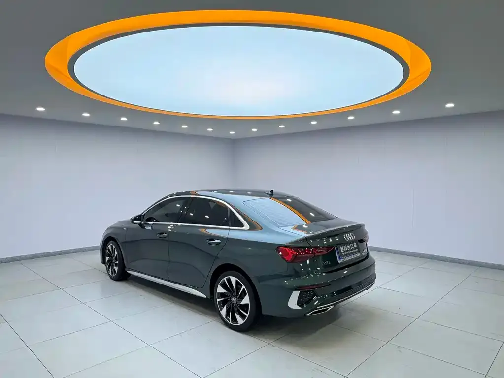 Audi A3 — фото 2