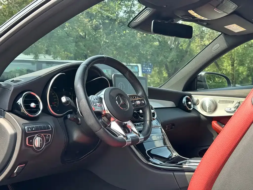 Mercedes-Benz C-Class AMG — фото 7
