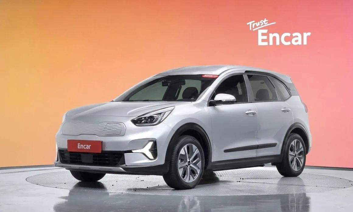 Kia Niro — фото 1