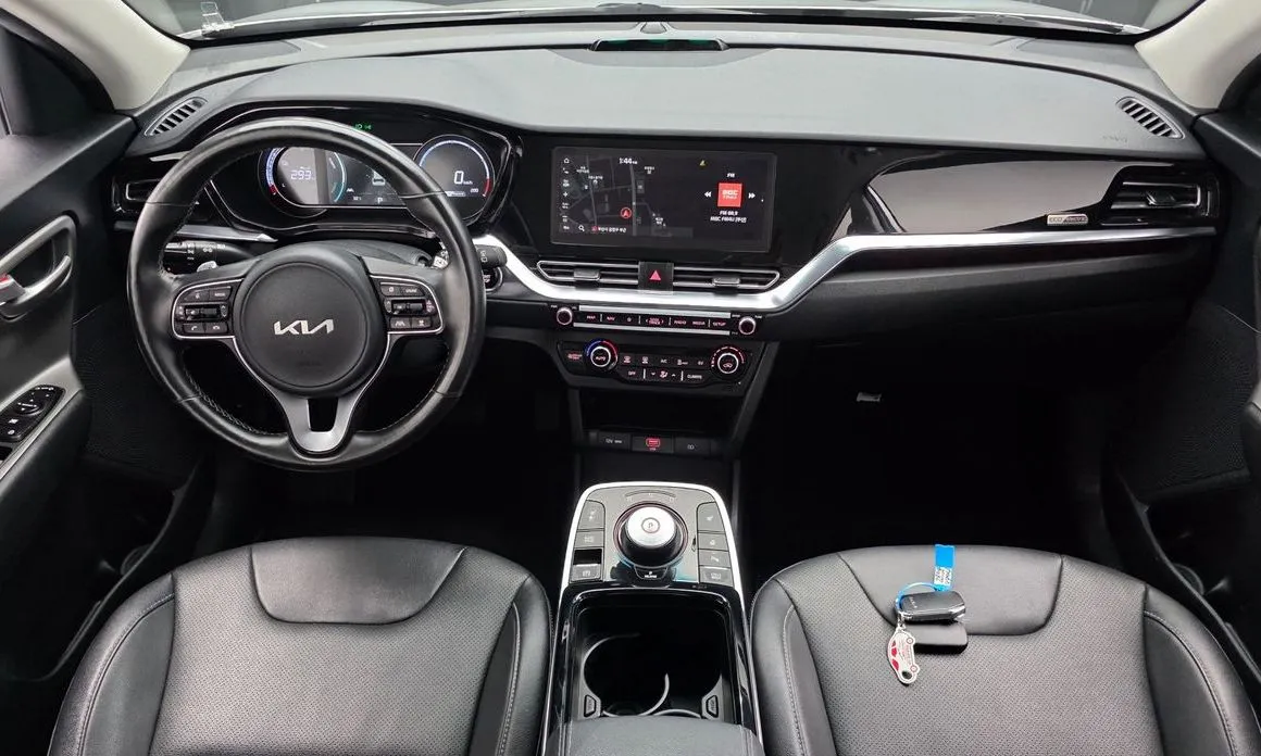 Kia Niro — фото 10