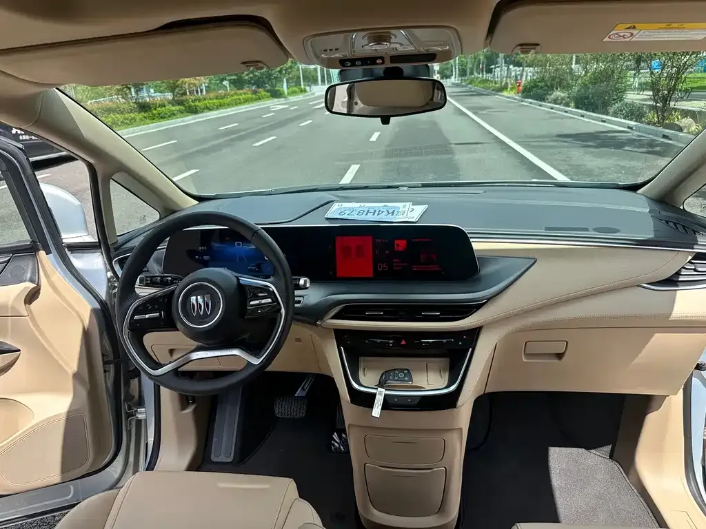 Buick GL8 Hybrid — фото 2