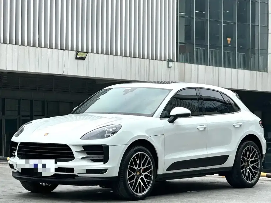 Porsche Macan — фото 1