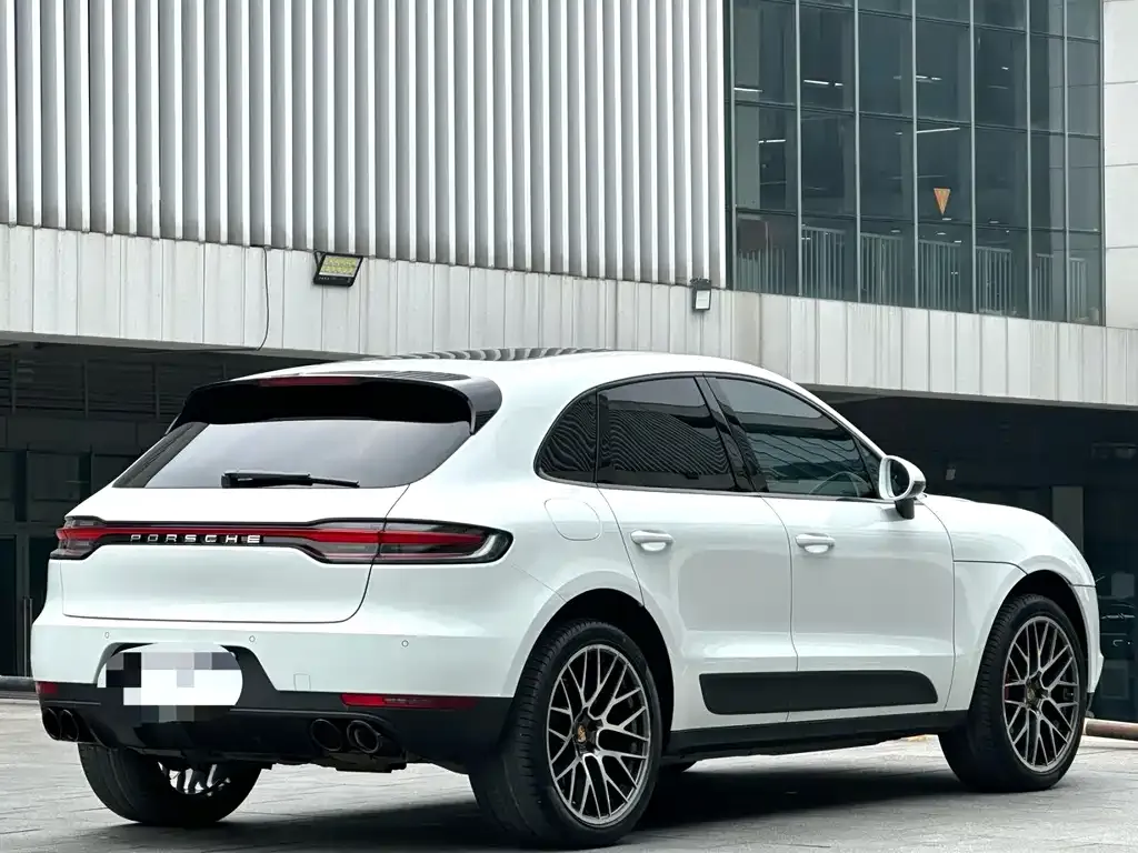 Porsche Macan — фото 6