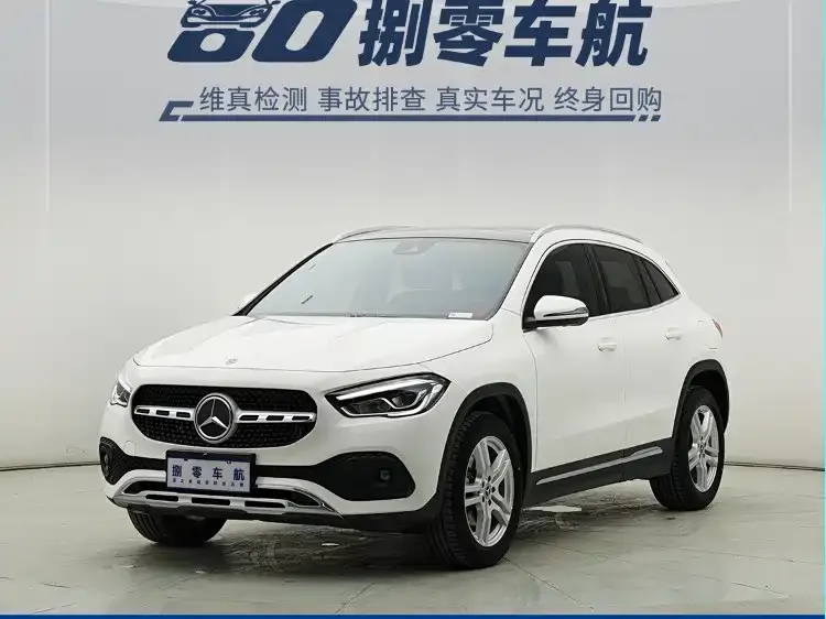 Mercedes-Benz GLA — фото 1