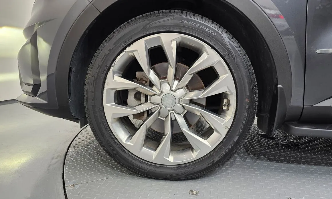 Kia Sorento — фото 7