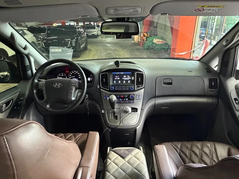 Hyundai Starex — фото 9
