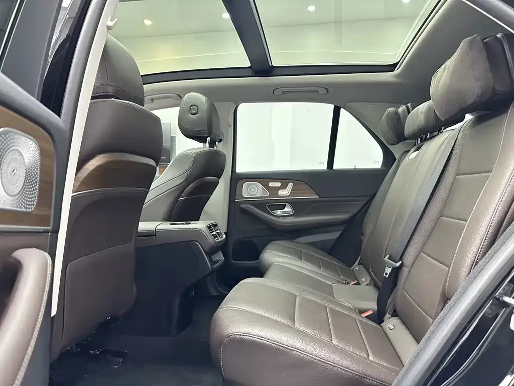 Mercedes-Benz GLE (Import) — фото 3