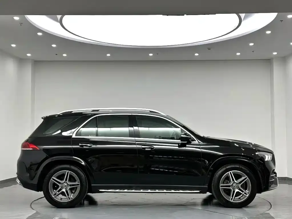 Mercedes-Benz GLE (Import) — фото 7