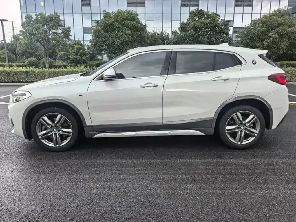 BMW X2 — фото 9