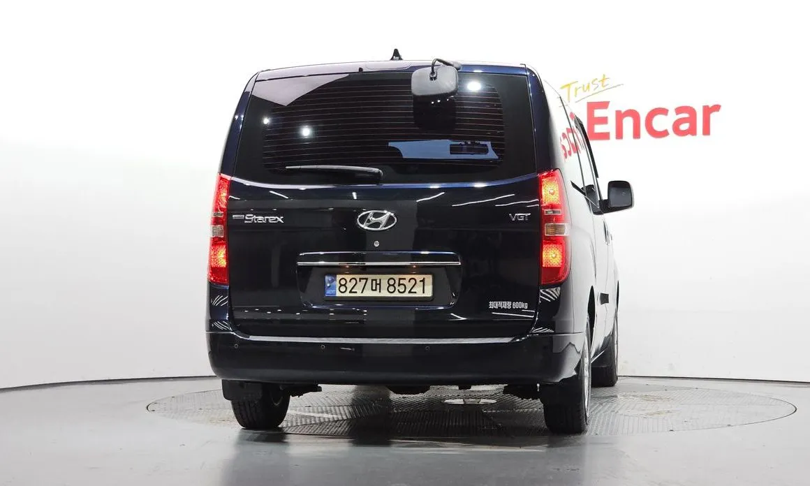 Hyundai Starex — фото 10