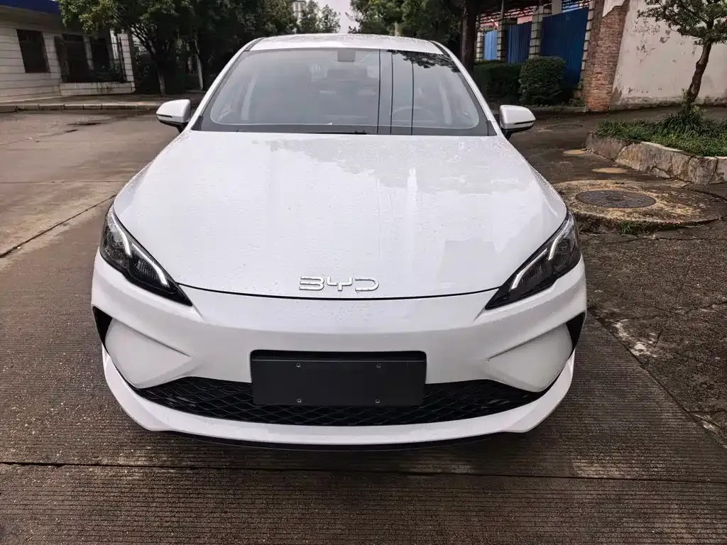 BYD Seal 05 DM-i — фото 3