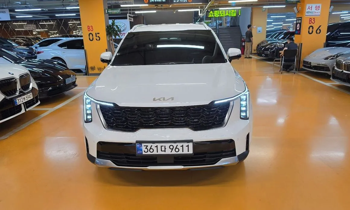 Kia Sorento — фото 1