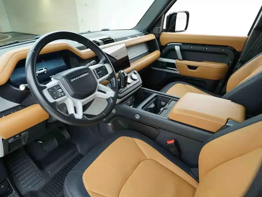 Land Rover Defender — фото 10