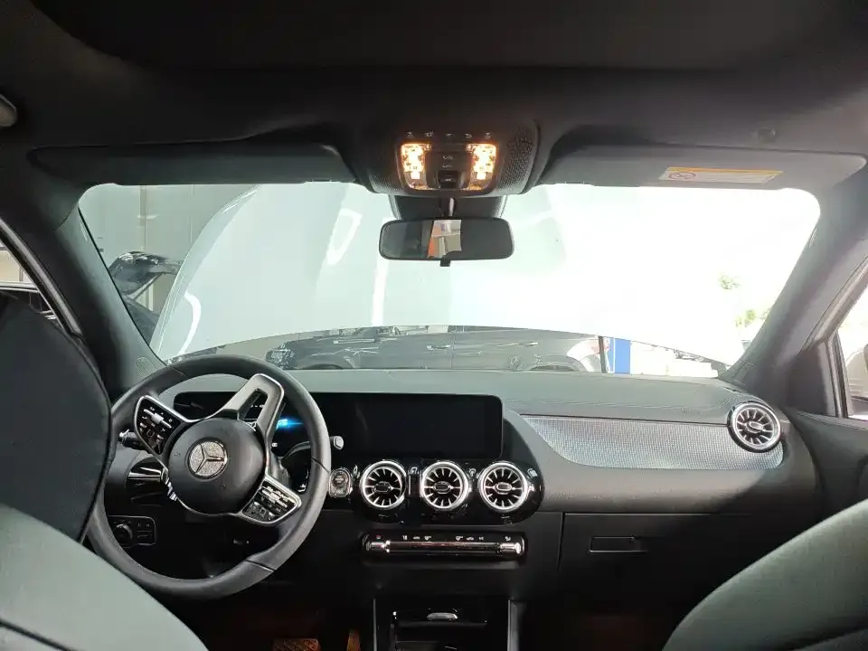 Mercedes-Benz GLA — фото 6