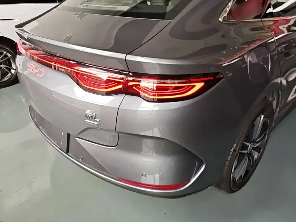 BYD Qin L — фото 10
