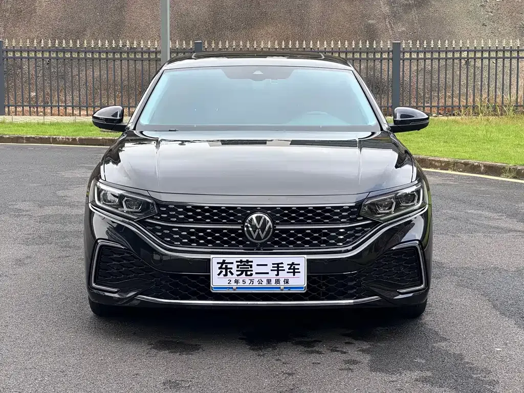 Volkswagen Passat — фото 8