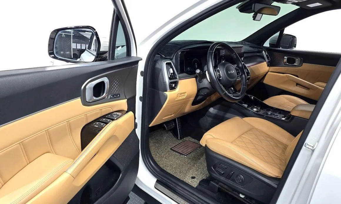 Kia Sorento — фото 6
