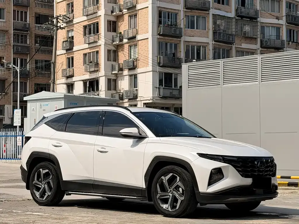 Hyundai Tucson — фото 8