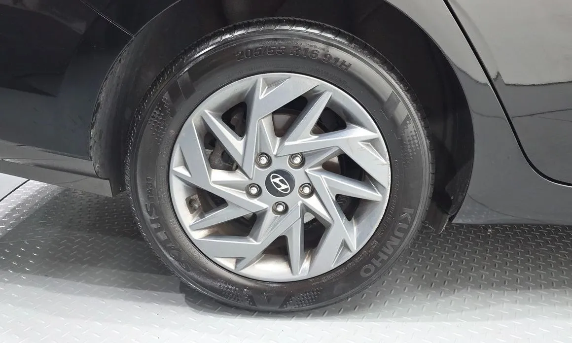 Hyundai AVANTE — фото 2