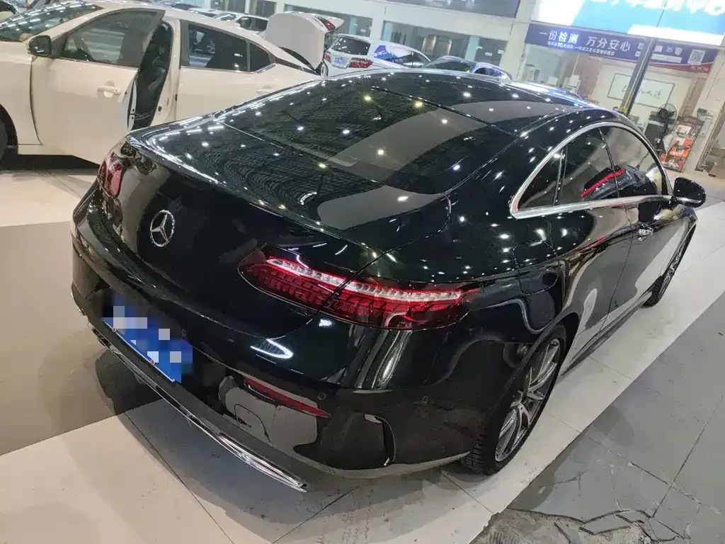 Mercedes-Benz E-Class (Import) — фото 6