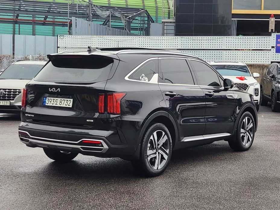 Kia Sorento — фото 5