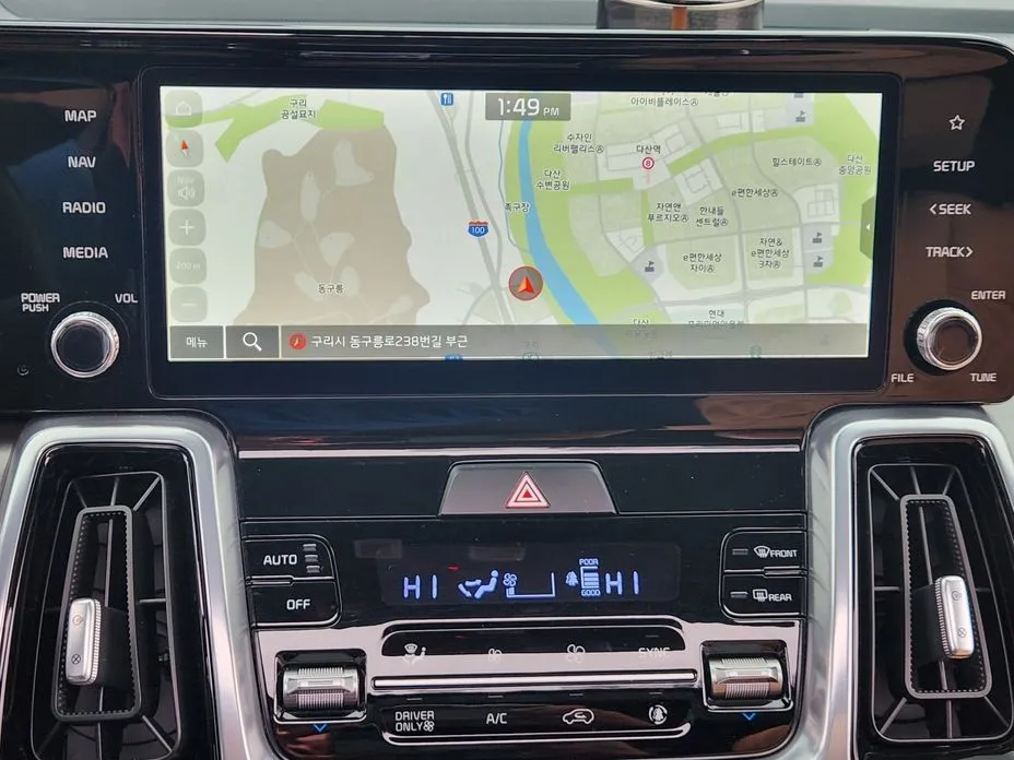 Kia Sorento — фото 9