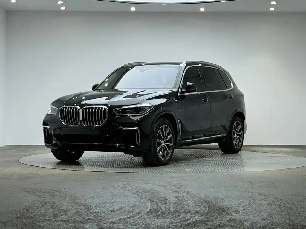 BMW X5 — фото 1