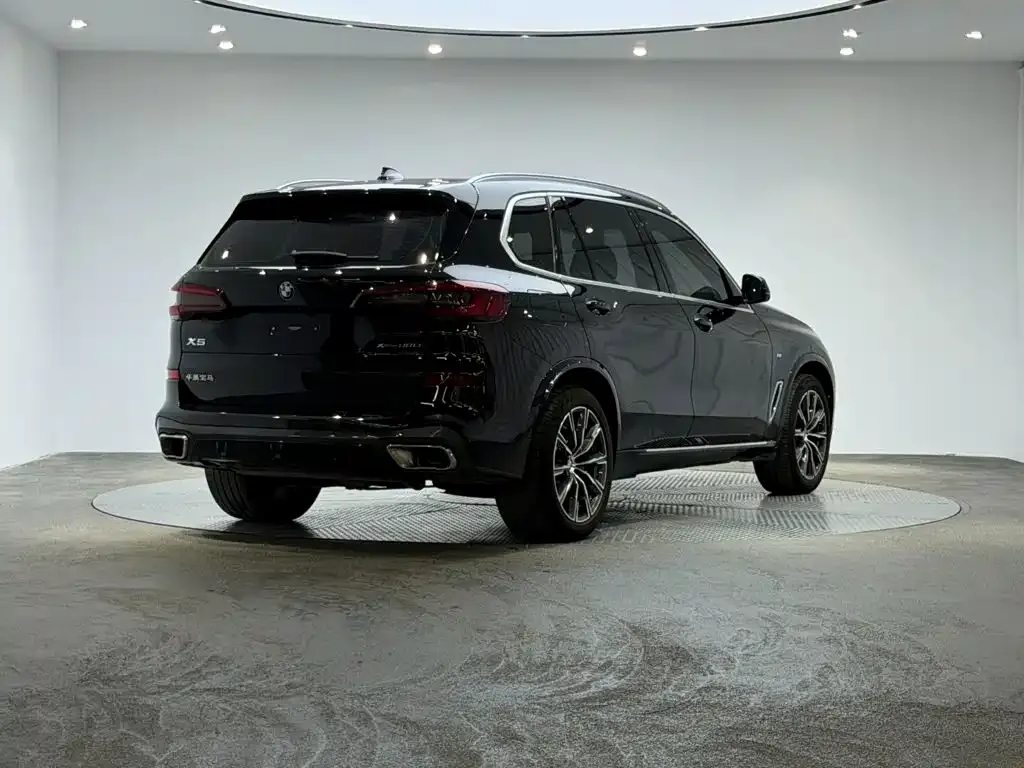 BMW X5 — фото 2