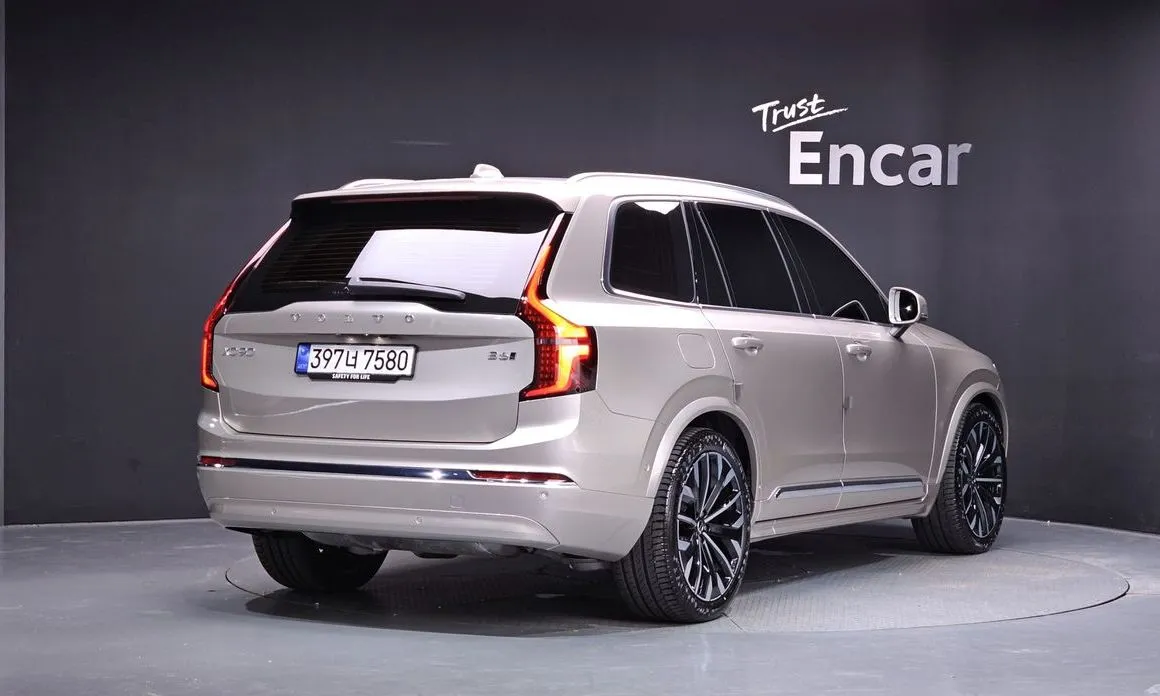 Volvo XC90 — фото 2