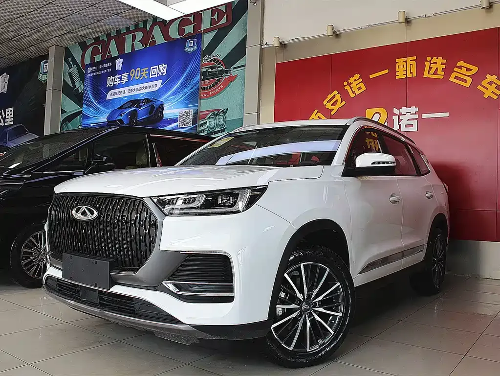 Chery Tiggo 8 — фото 1