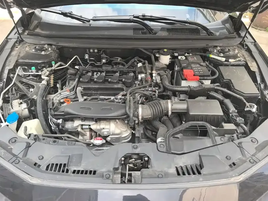 Honda Accord — фото 4