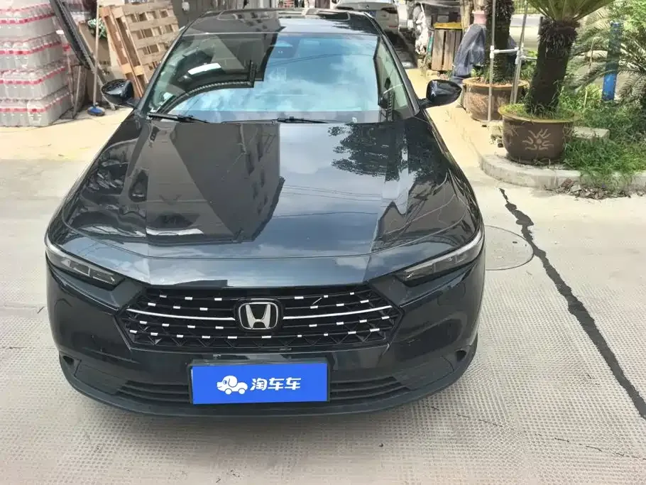 Honda Accord — фото 9
