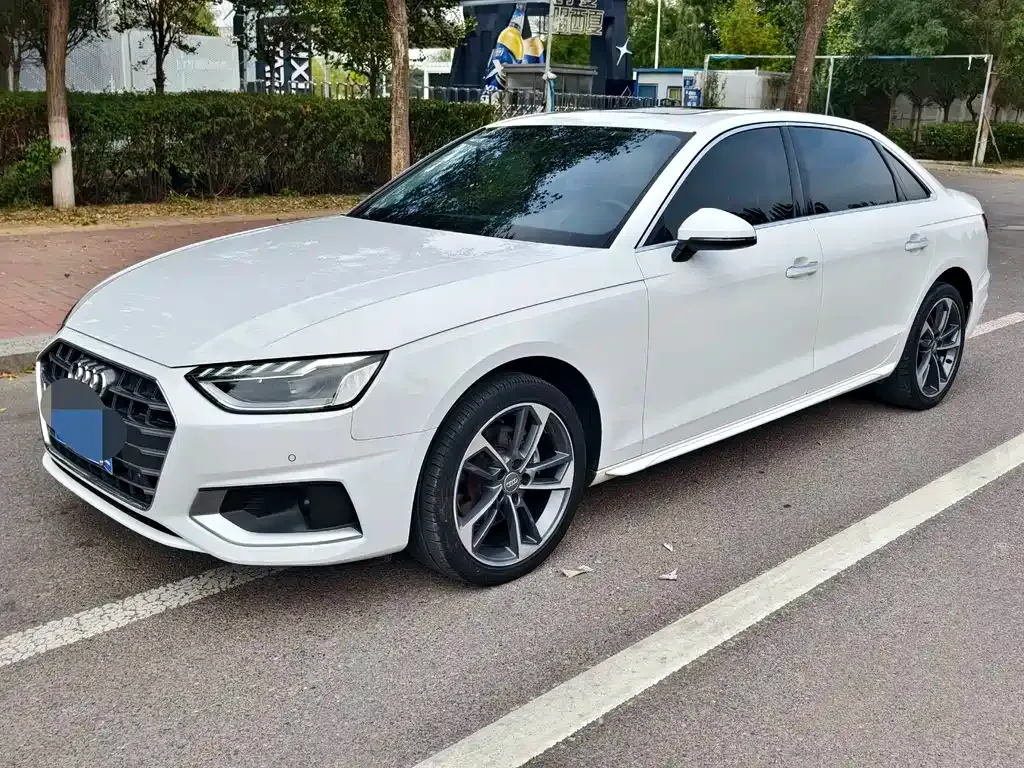 Audi A4L — фото 10