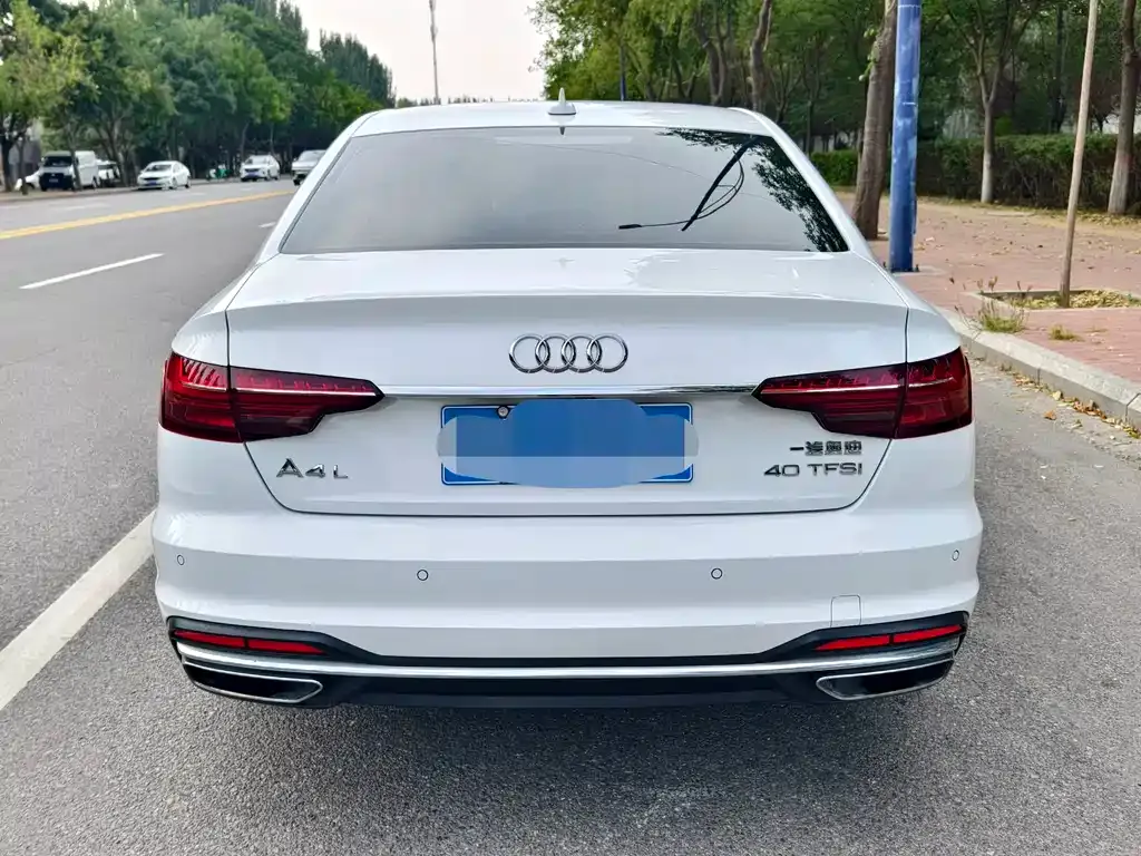 Audi A4L — фото 3