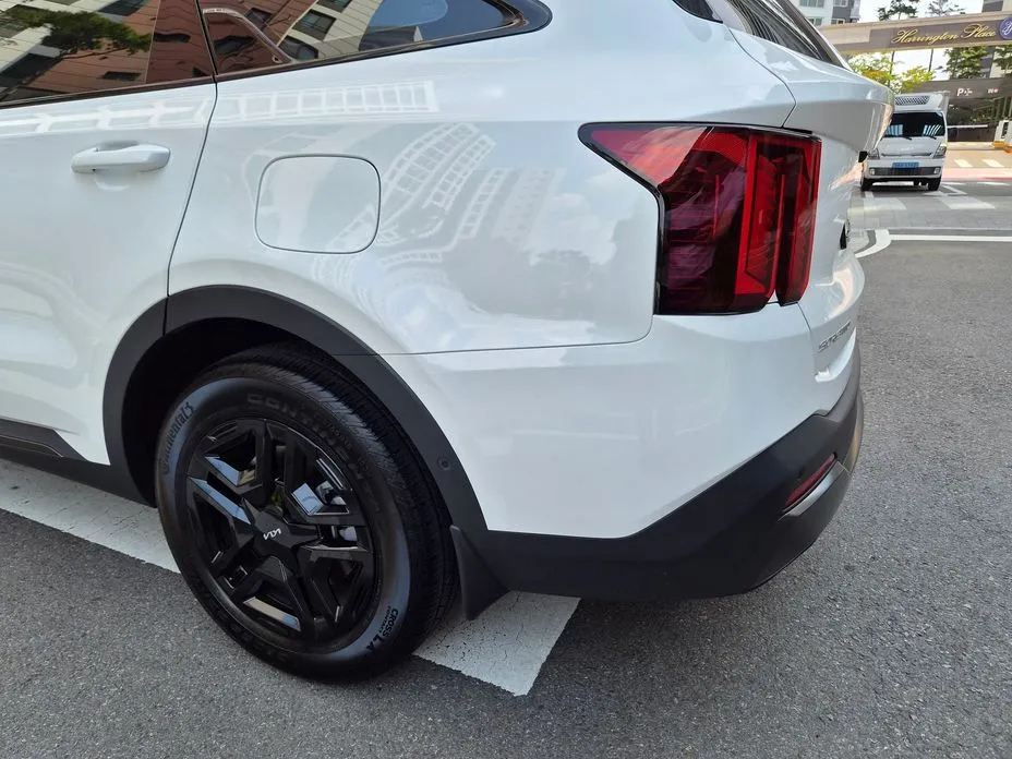 Kia Sorento — фото 6