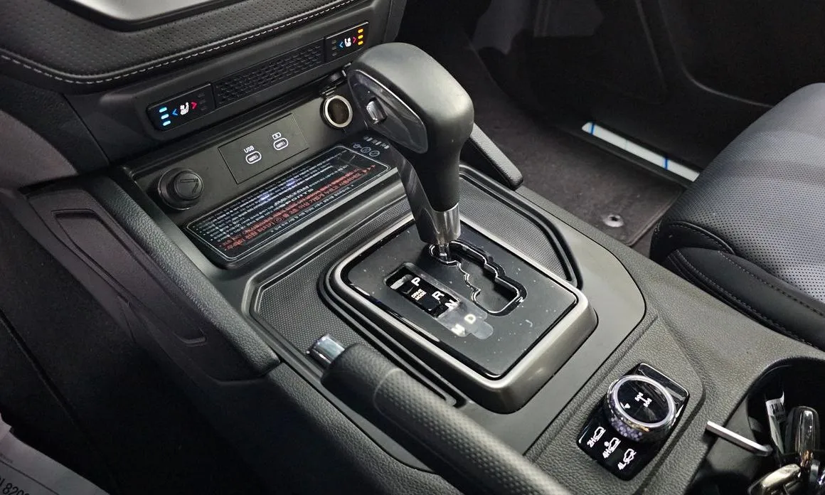 KG Mobility (Ssangyong) Rexton — фото 10