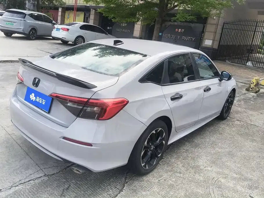 Honda Civic — фото 6