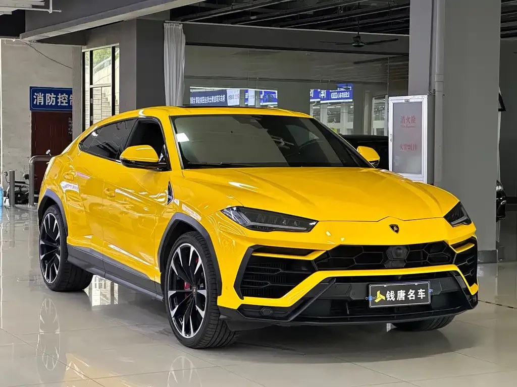 Lamborghini Urus — фото 3
