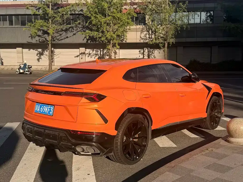 Lamborghini Urus — фото 4