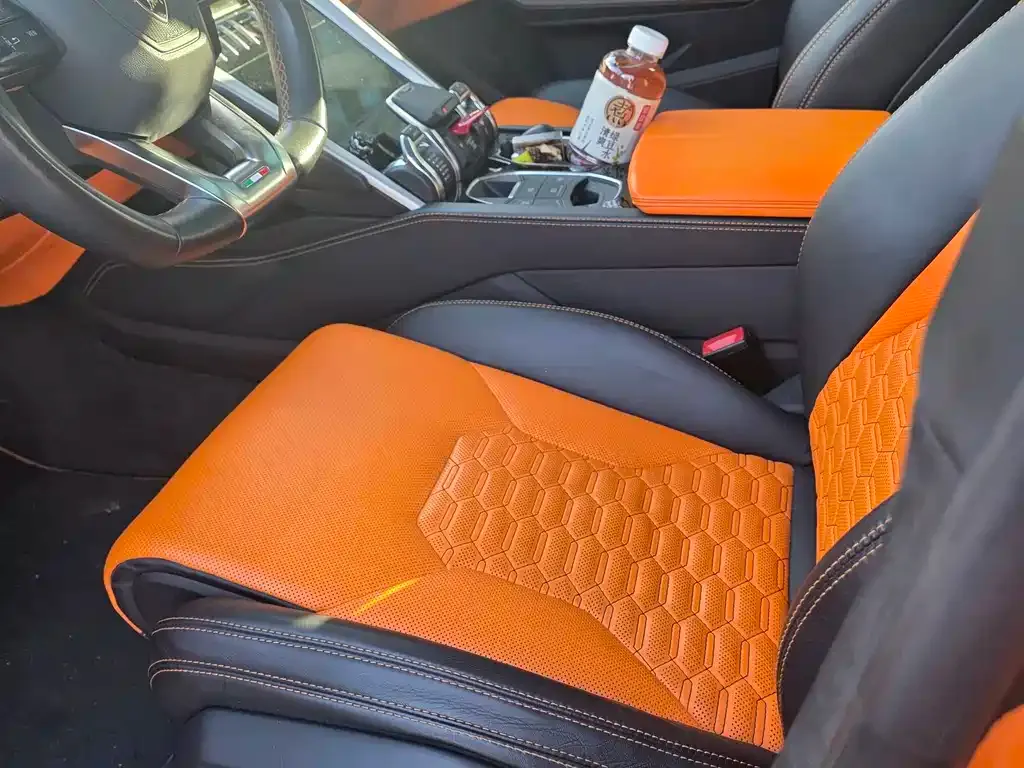 Lamborghini Urus — фото 3