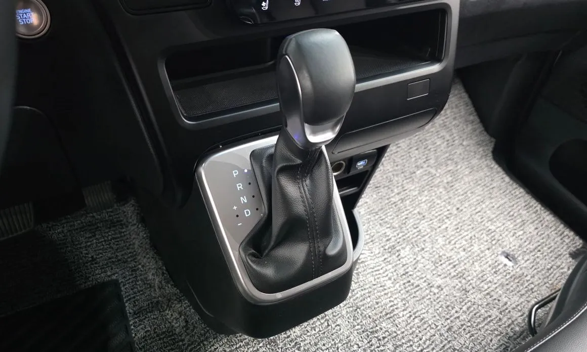 Hyundai Staria — фото 6