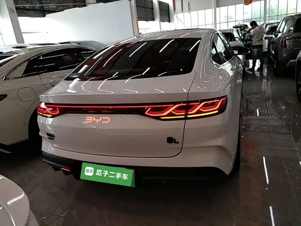 BYD Qin L — фото 7