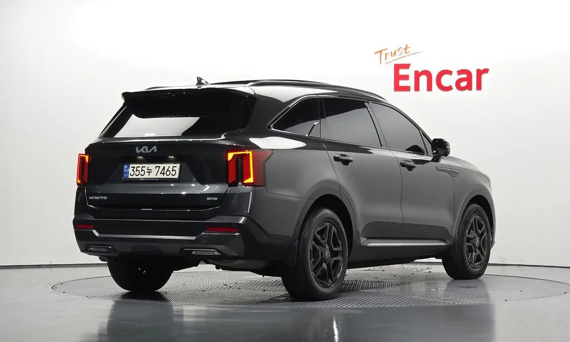 Kia Sorento — фото 4