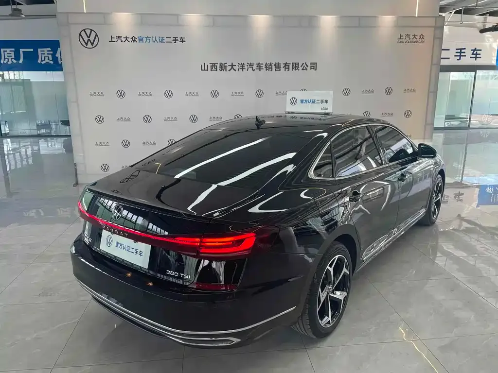 Volkswagen Passat — фото 7