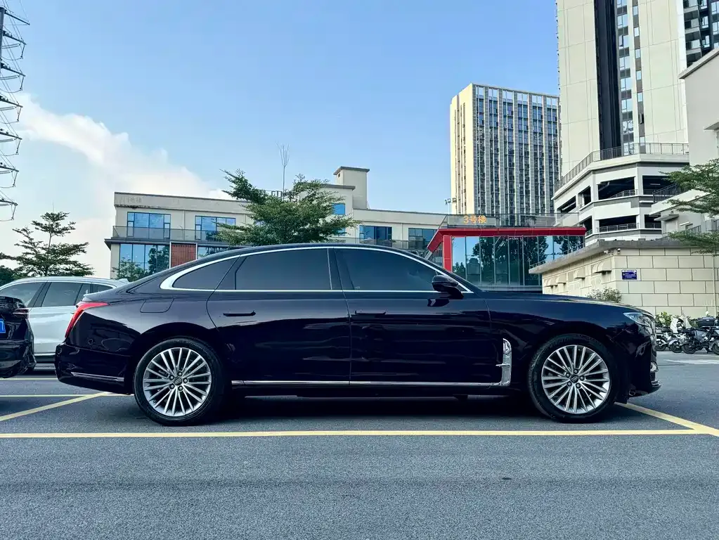 Hongqi H9 — фото 3