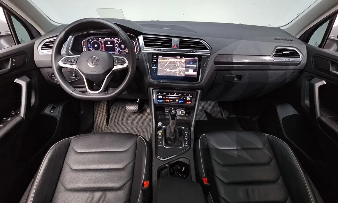 Volkswagen Tiguan — фото 2