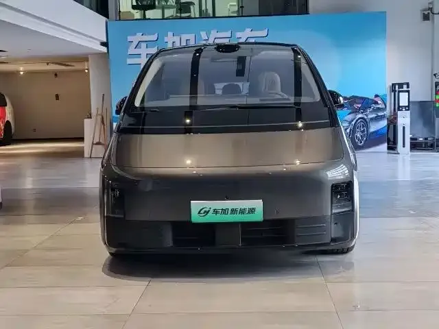 Li Auto MEGA — фото 8